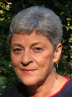 Darlene Green Photo 7