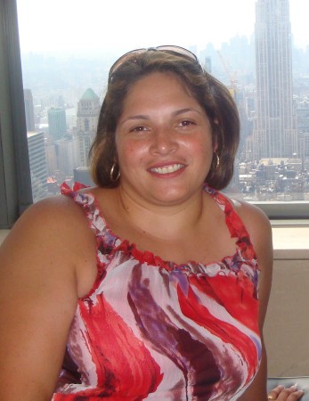 Damaris Flores Photo 22