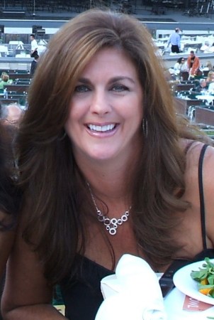 Michelle Rowles Photo 11