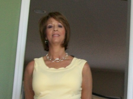 Debbie Ferguson Photo 28