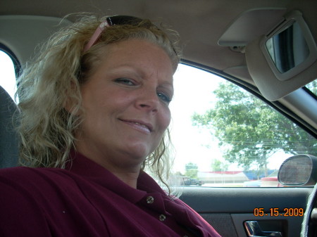 Michelle Slone Photo 17