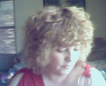 Linda Bradley Photo 32