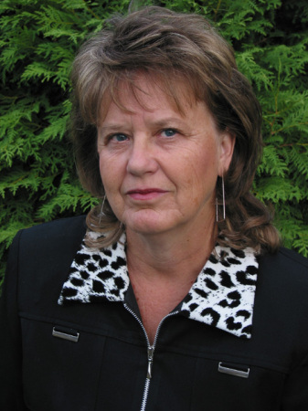 Dora Elliott Photo 4