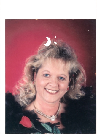 Donna Cross Photo 29