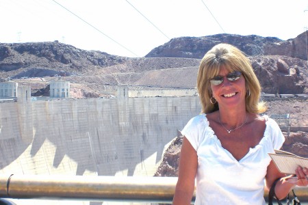 Suzanne Tiller Photo 5