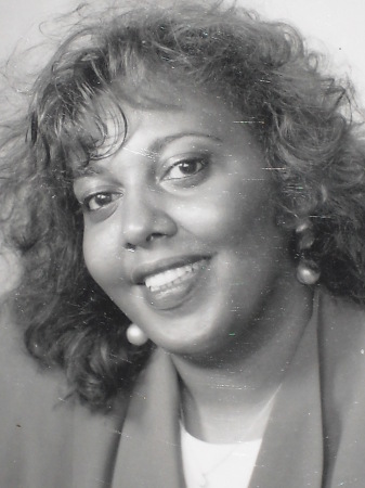 Yvonne Fleming Photo 16