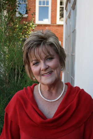 Theresa Dougherty Photo 4