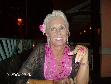 Linda Woosley Photo 16