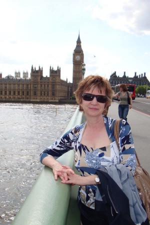 Cindy Rowan Photo 6
