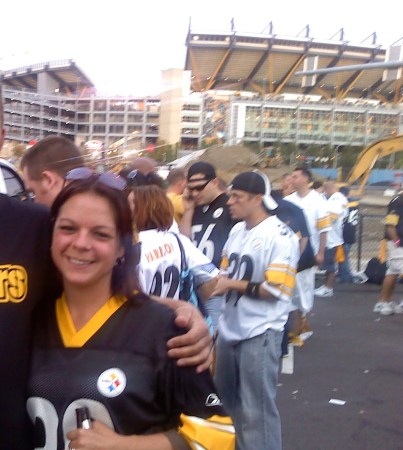 Shannon Allen Photo 17