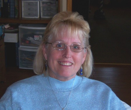 Bonnie Cross Photo 15