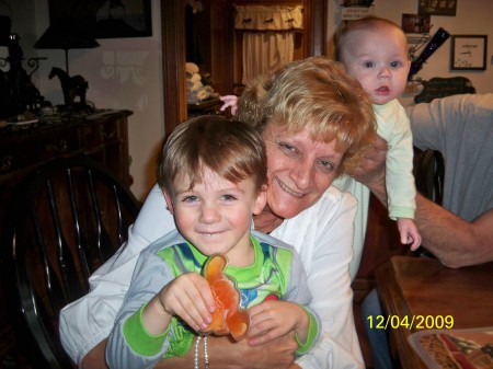 Susan Barnes Photo 45