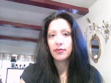 Cindy Estrada Photo 30