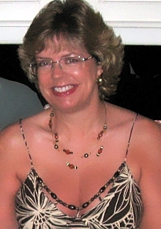 Rachel Evans Photo 27