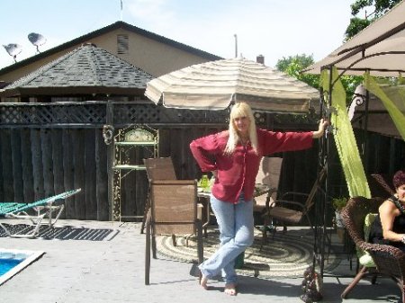 Tracy Grover Photo 14