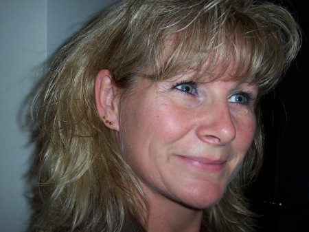 Bernadette Nelson Photo 26