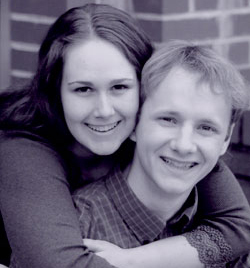 Laura Perry Photo 11